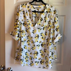 Plus size lemon top